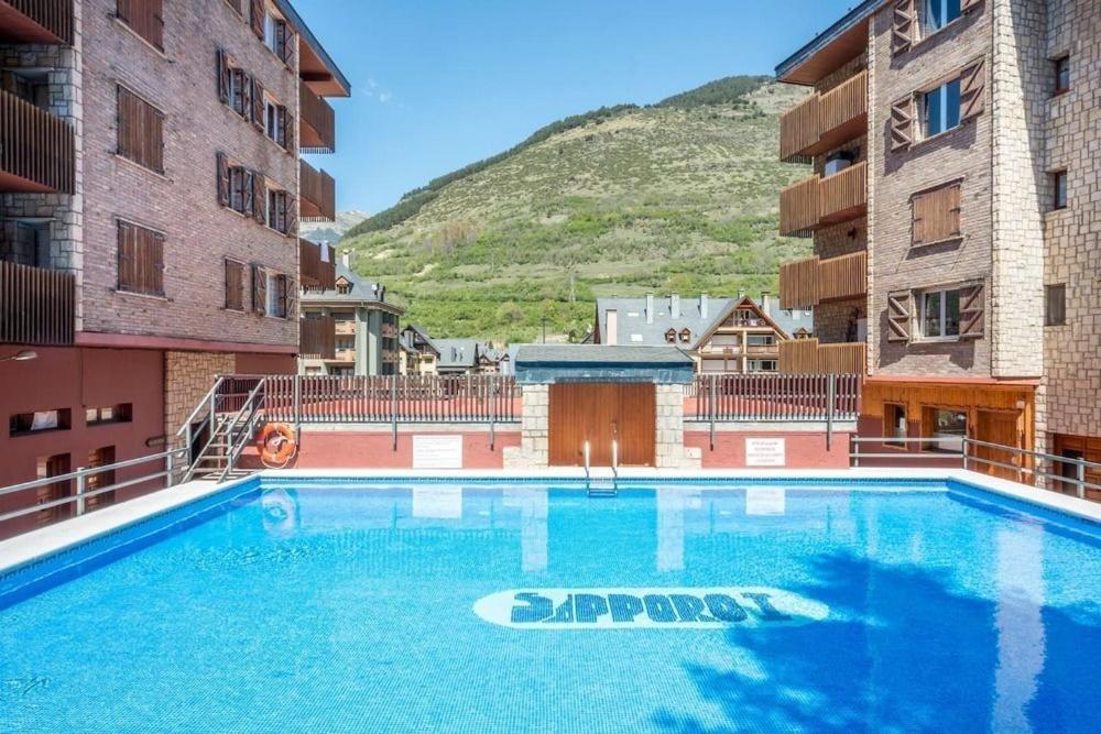 Estudio 2-4 Personas En Vielha-Baqueira Exterior photo